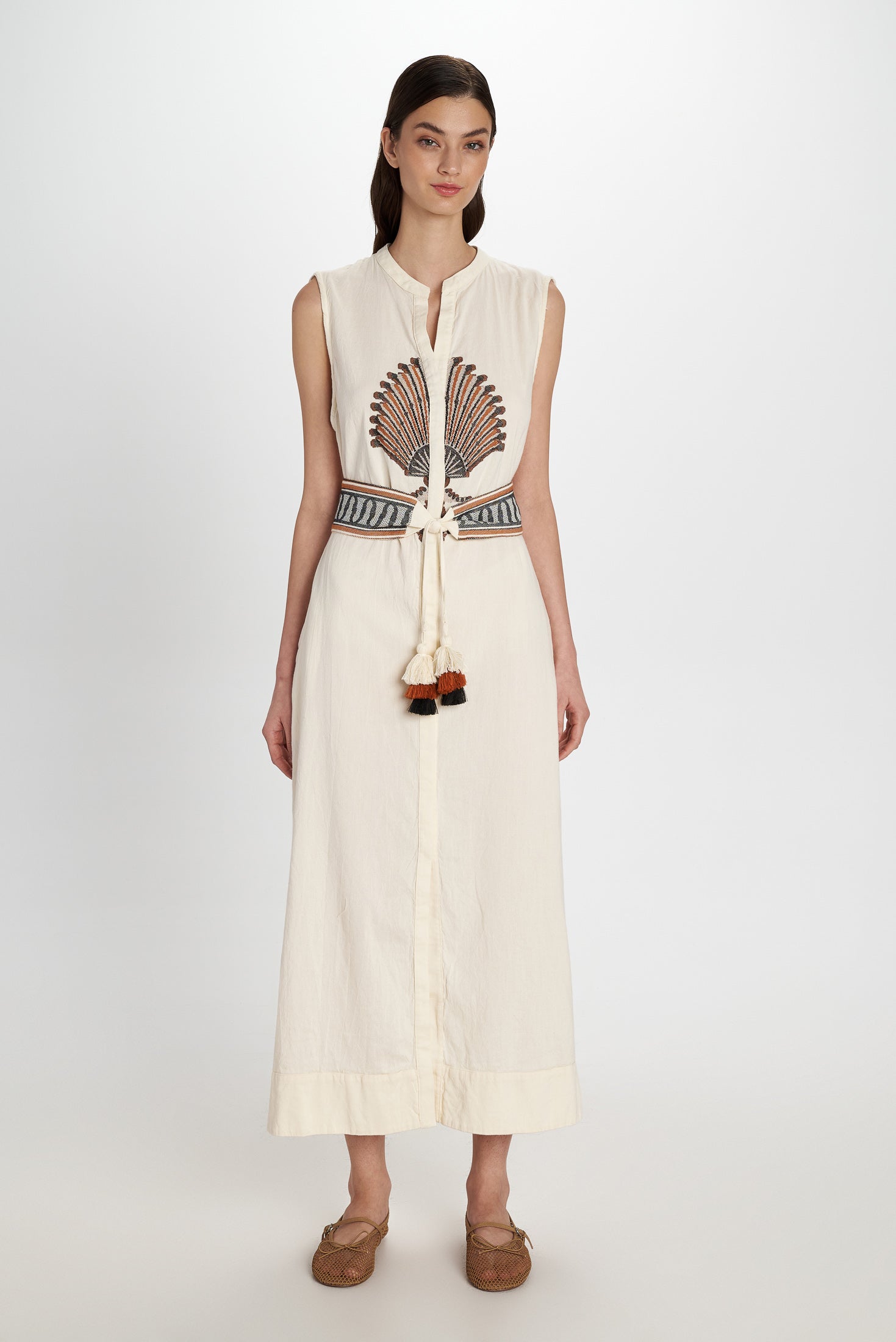 Embroidered Sleeveless Dress Natural view 5