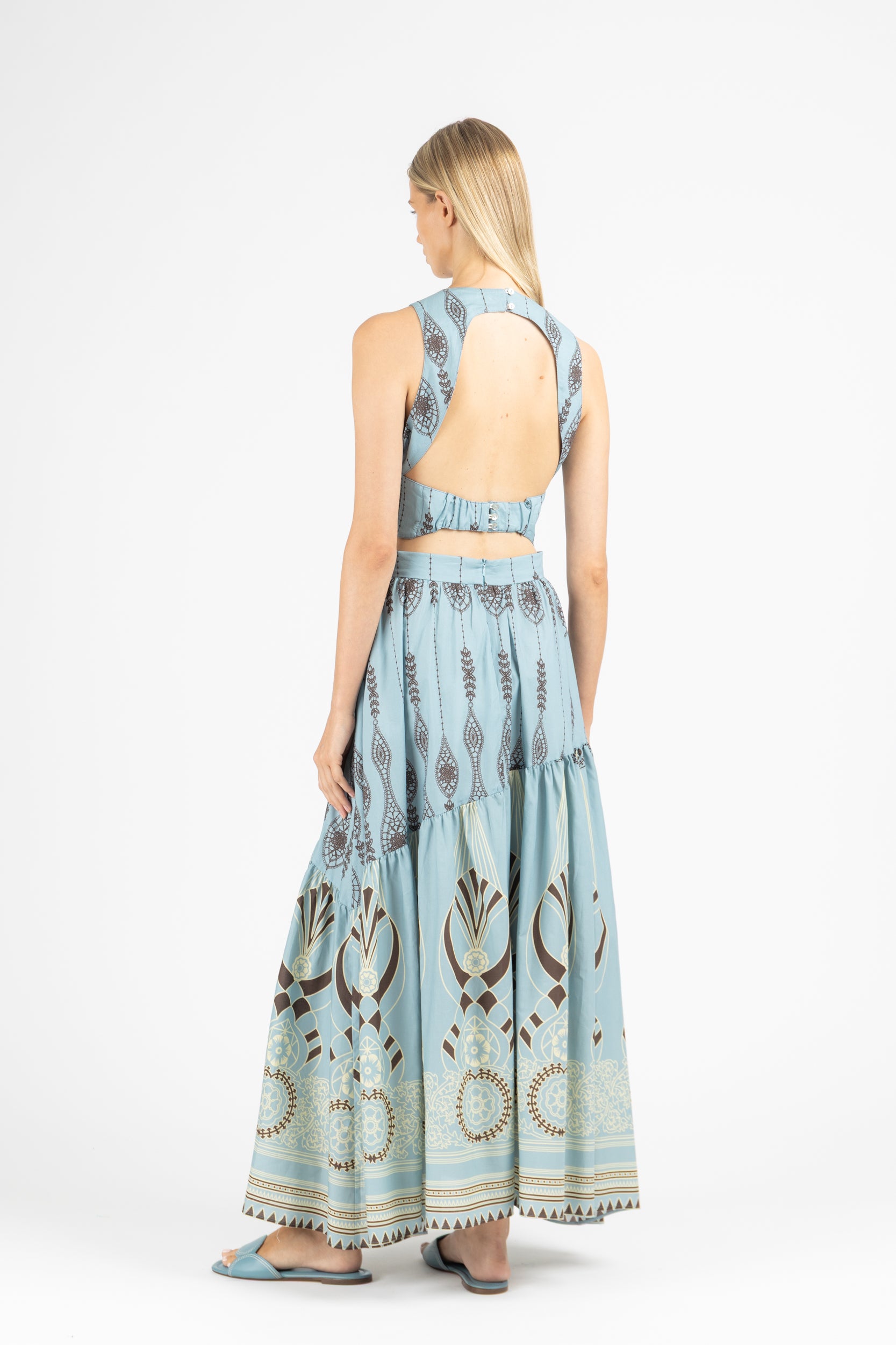 CROP TOP WITH OPEN BACK