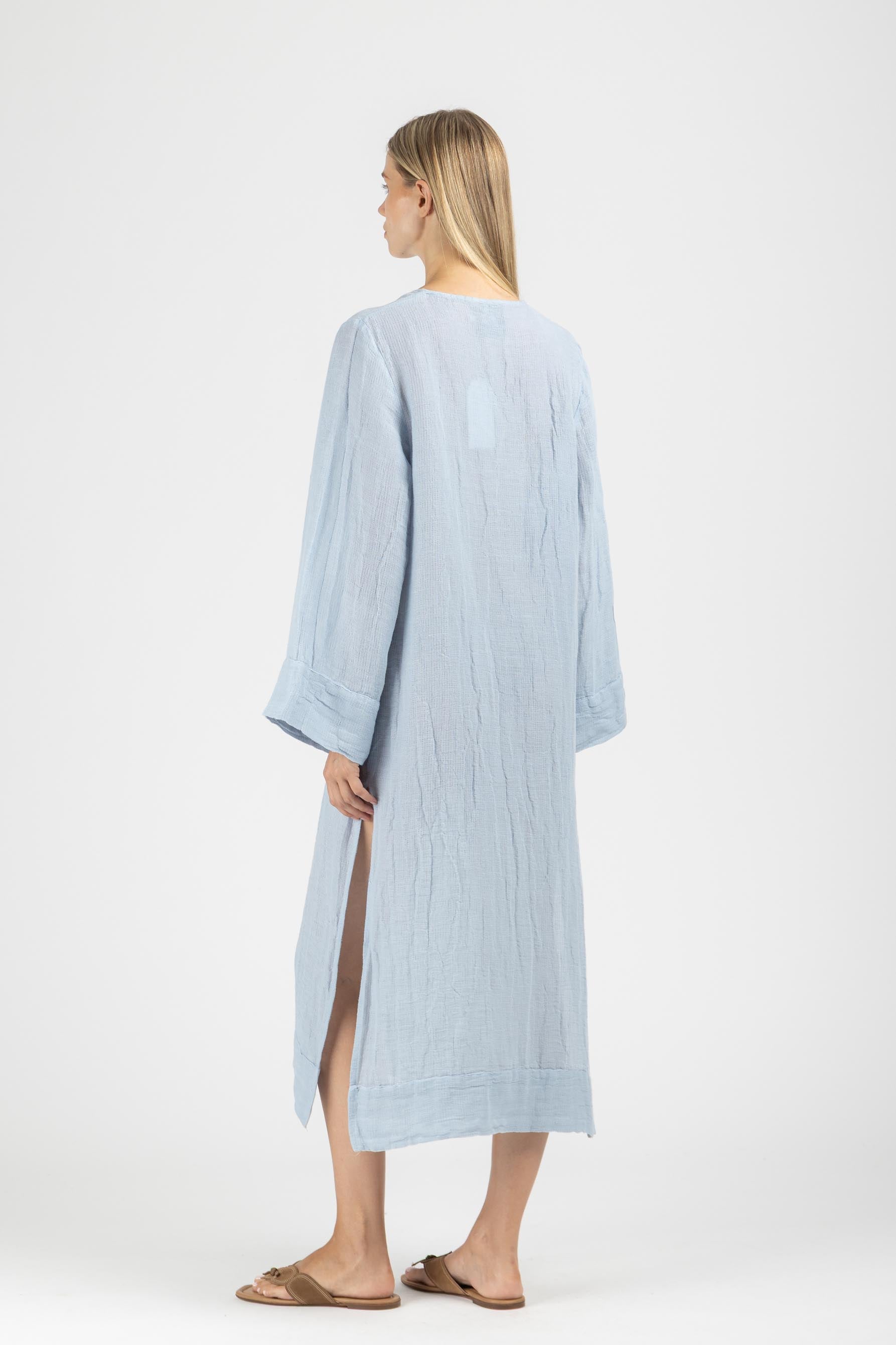 DRESS WITH SLEEVES