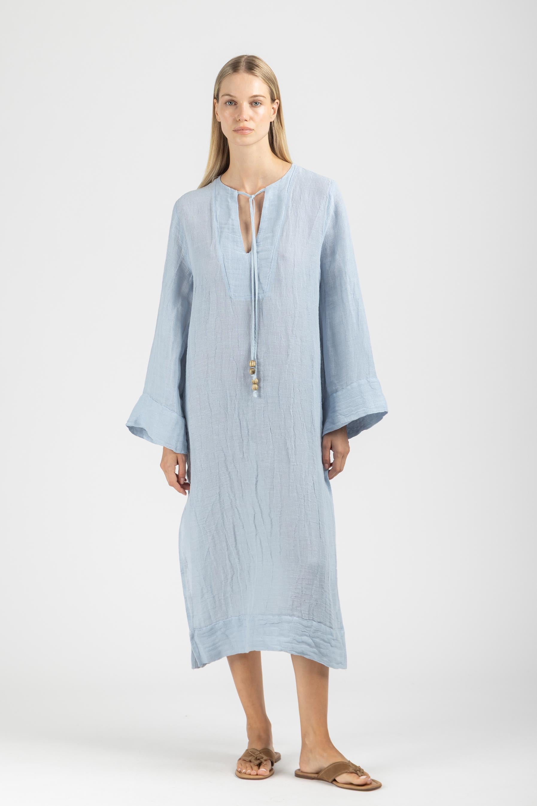DRESS WITH SLEEVES