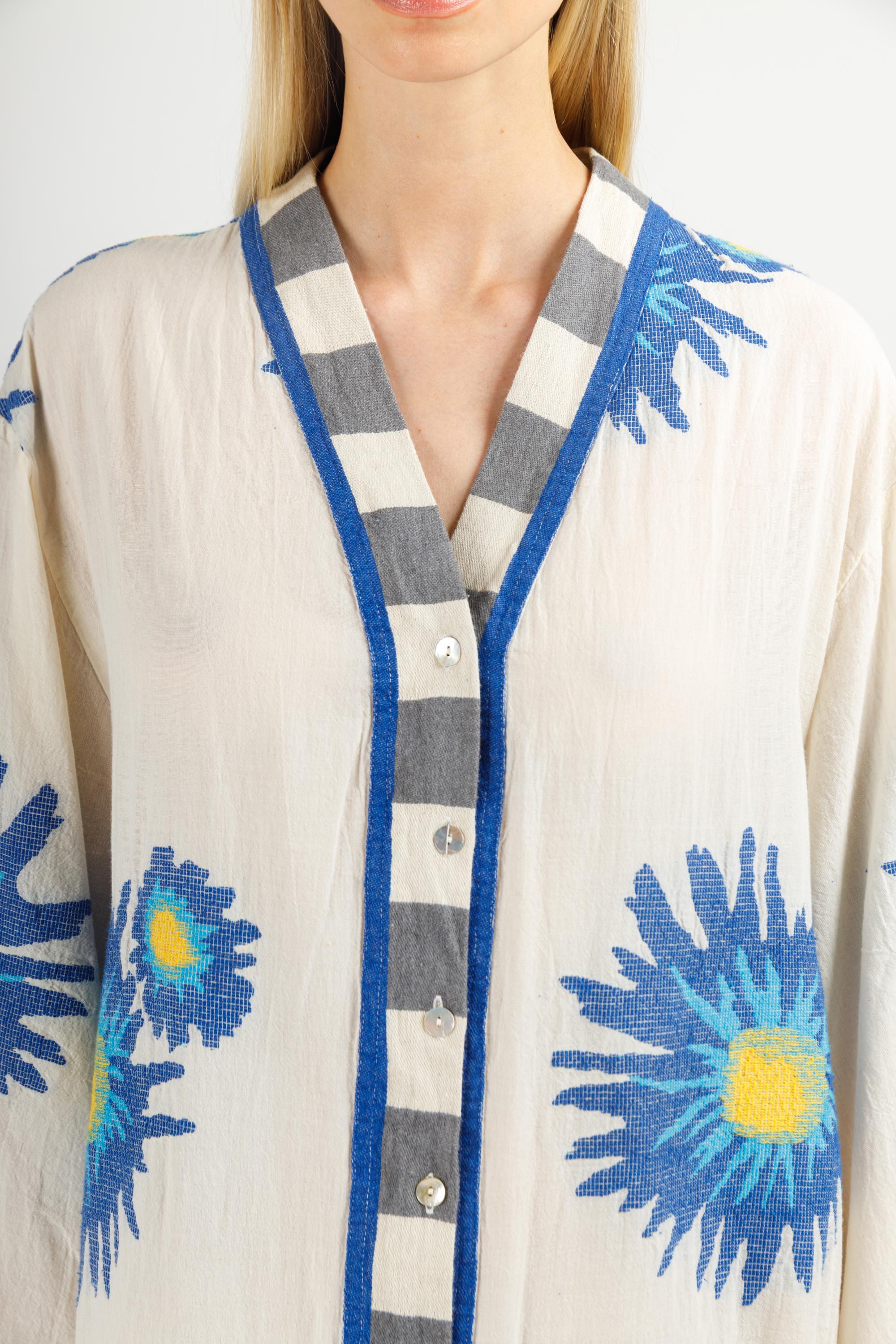 JACQUARD DRESS WITH BUTTONS