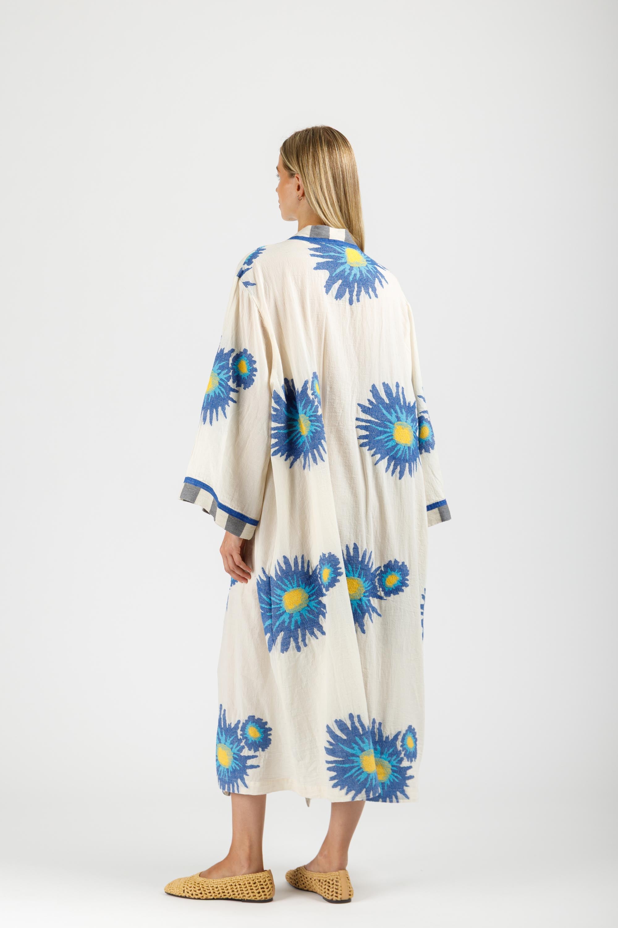 JACQUARD DRESS WITH BUTTONS