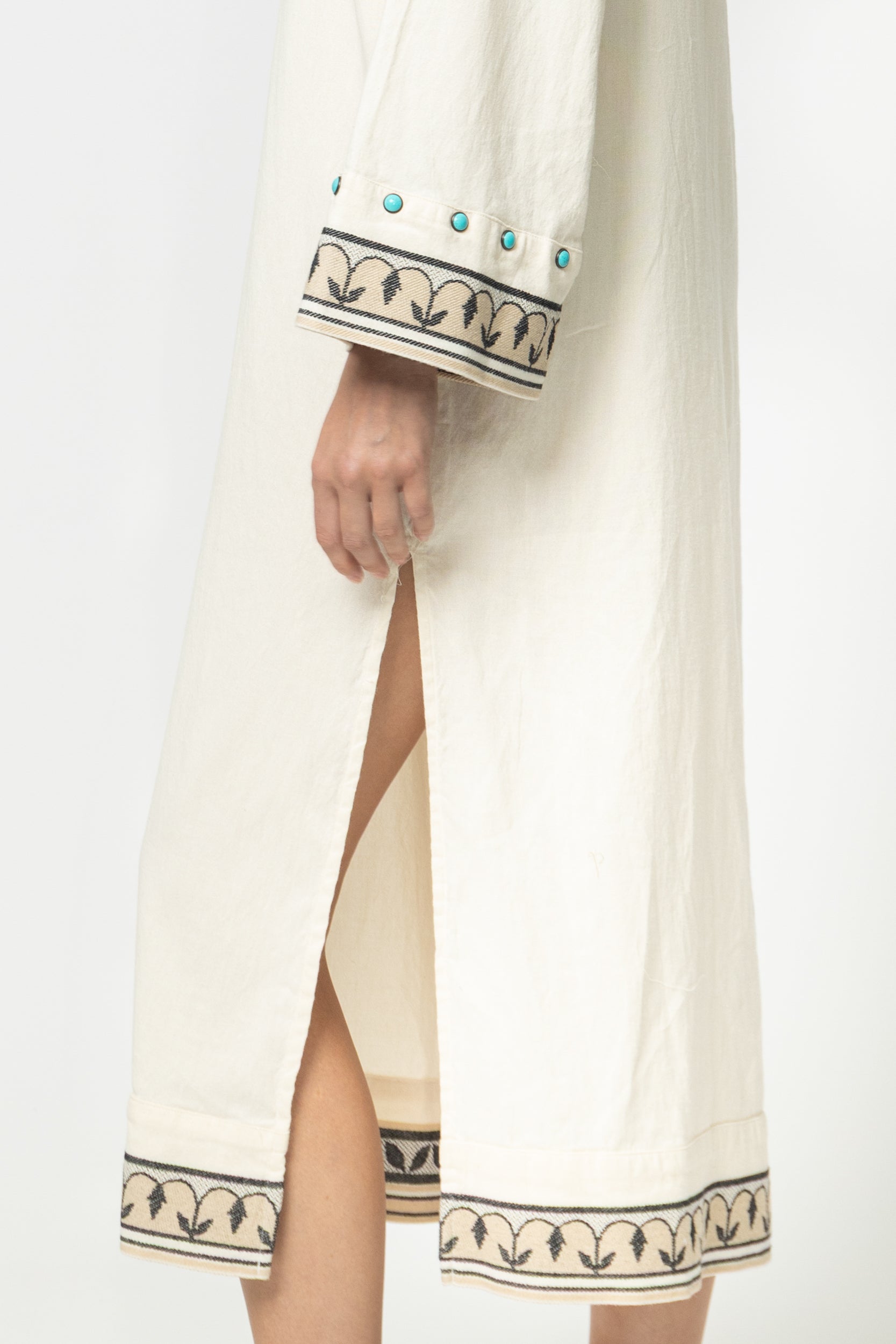 JACQUARD DRESS WITH SLEEVES