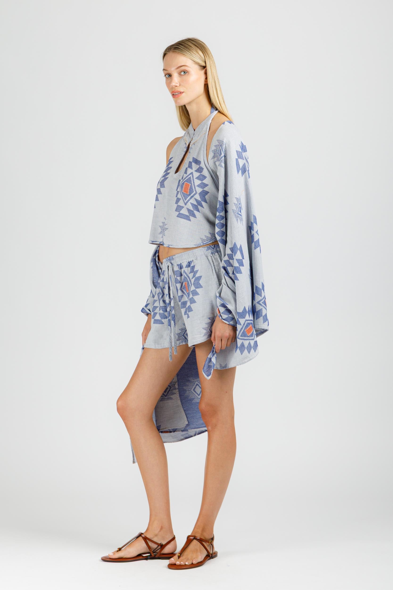JACQUARD TOP WITH OPEN BACK