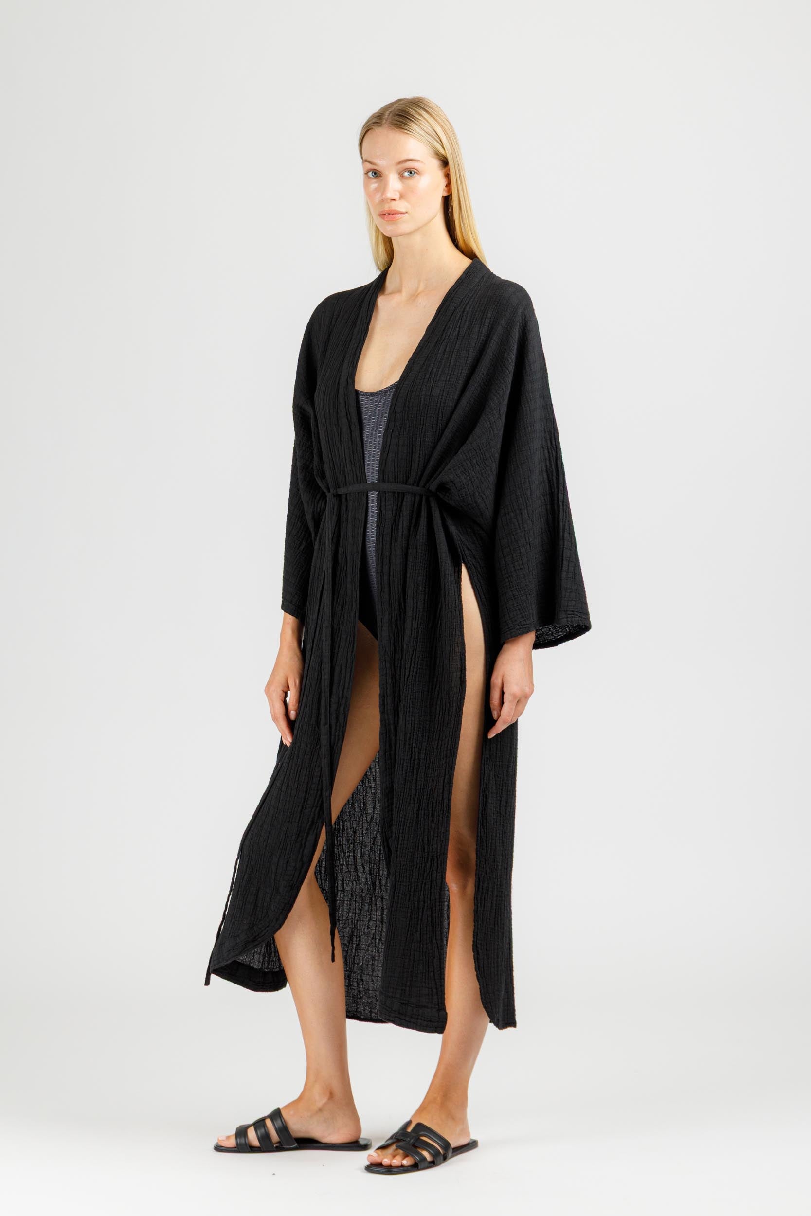 KIMONO