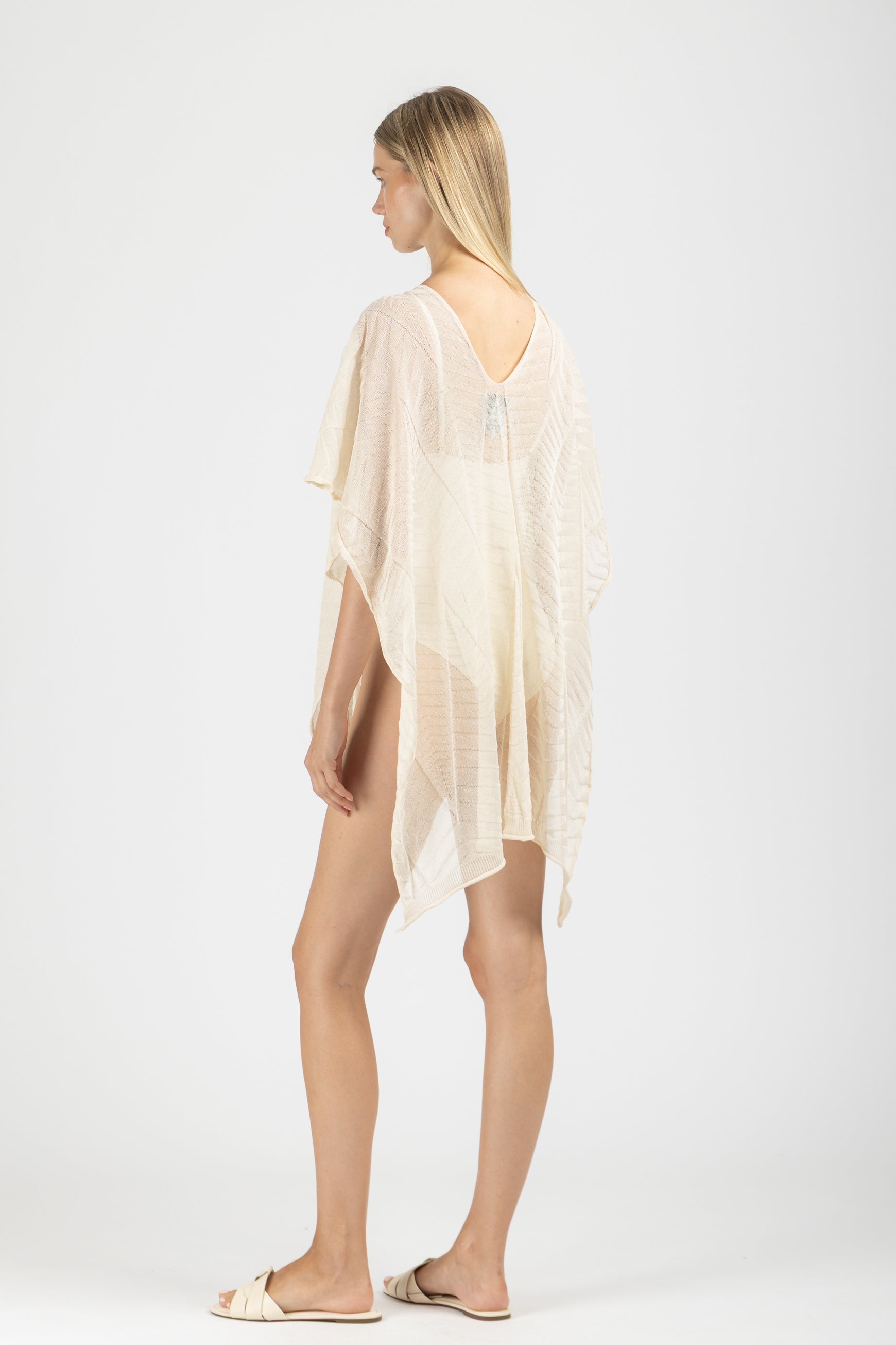 KNIT PONCHO