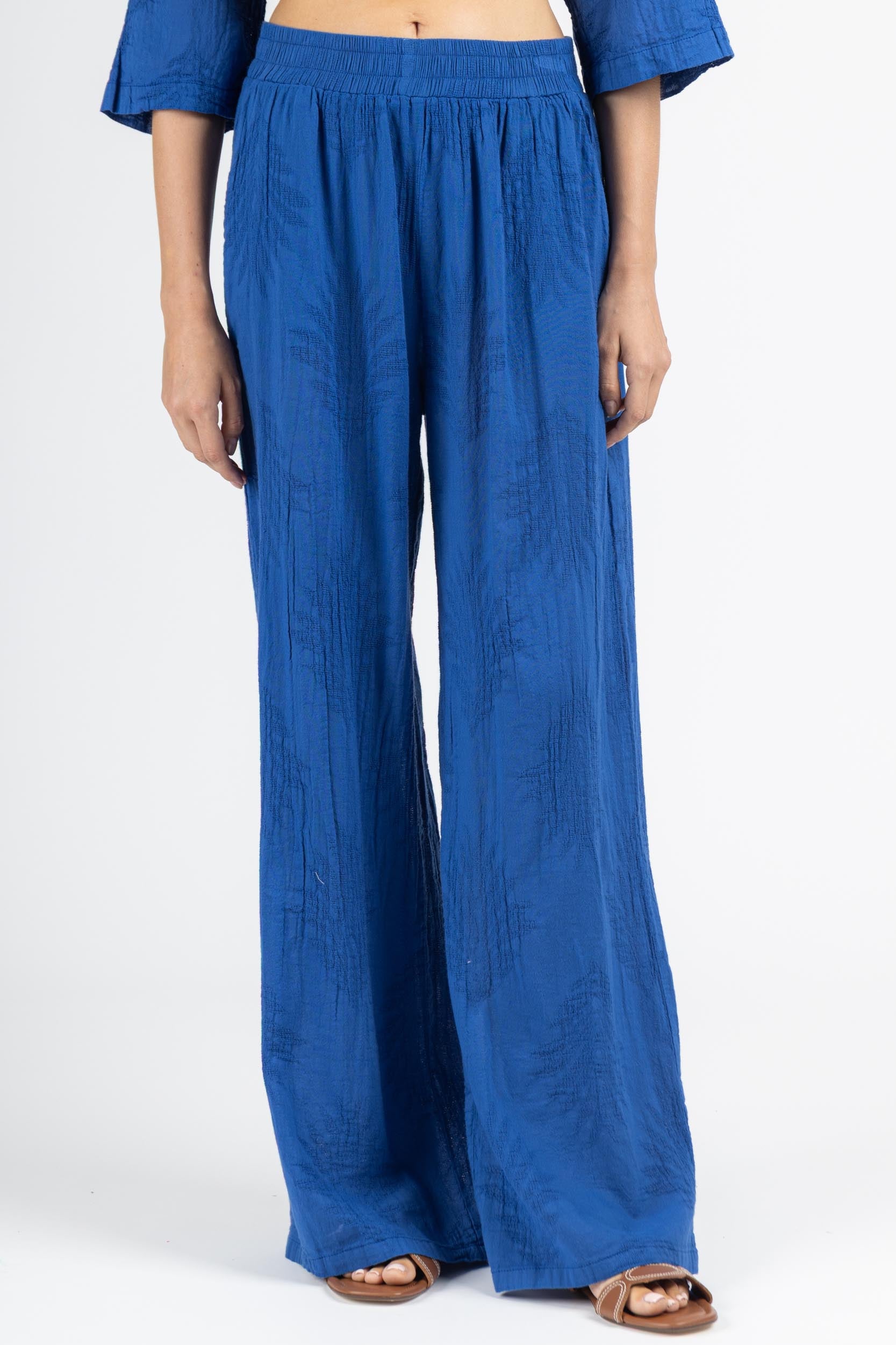 LOOSE PANTS