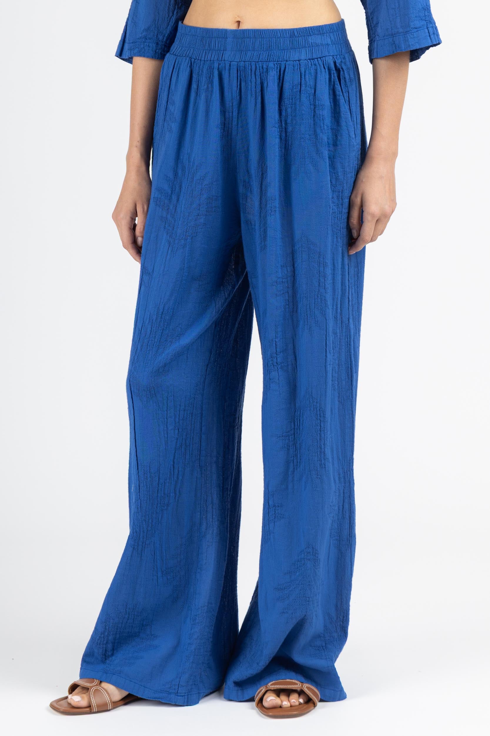 LOOSE PANTS