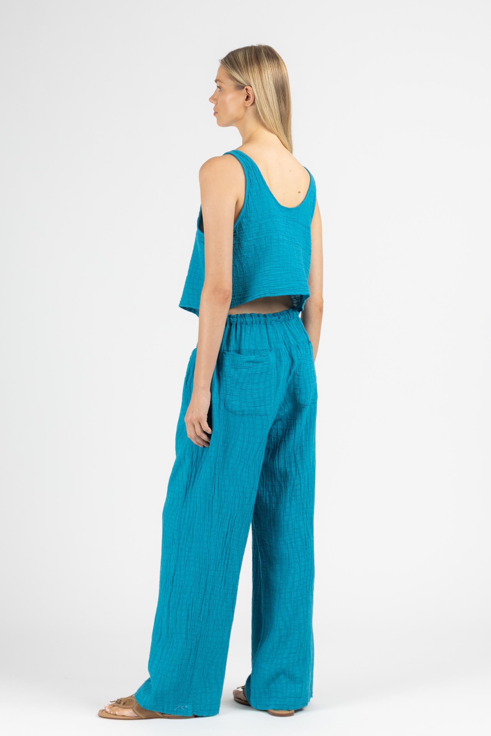 LOOSE PANTS