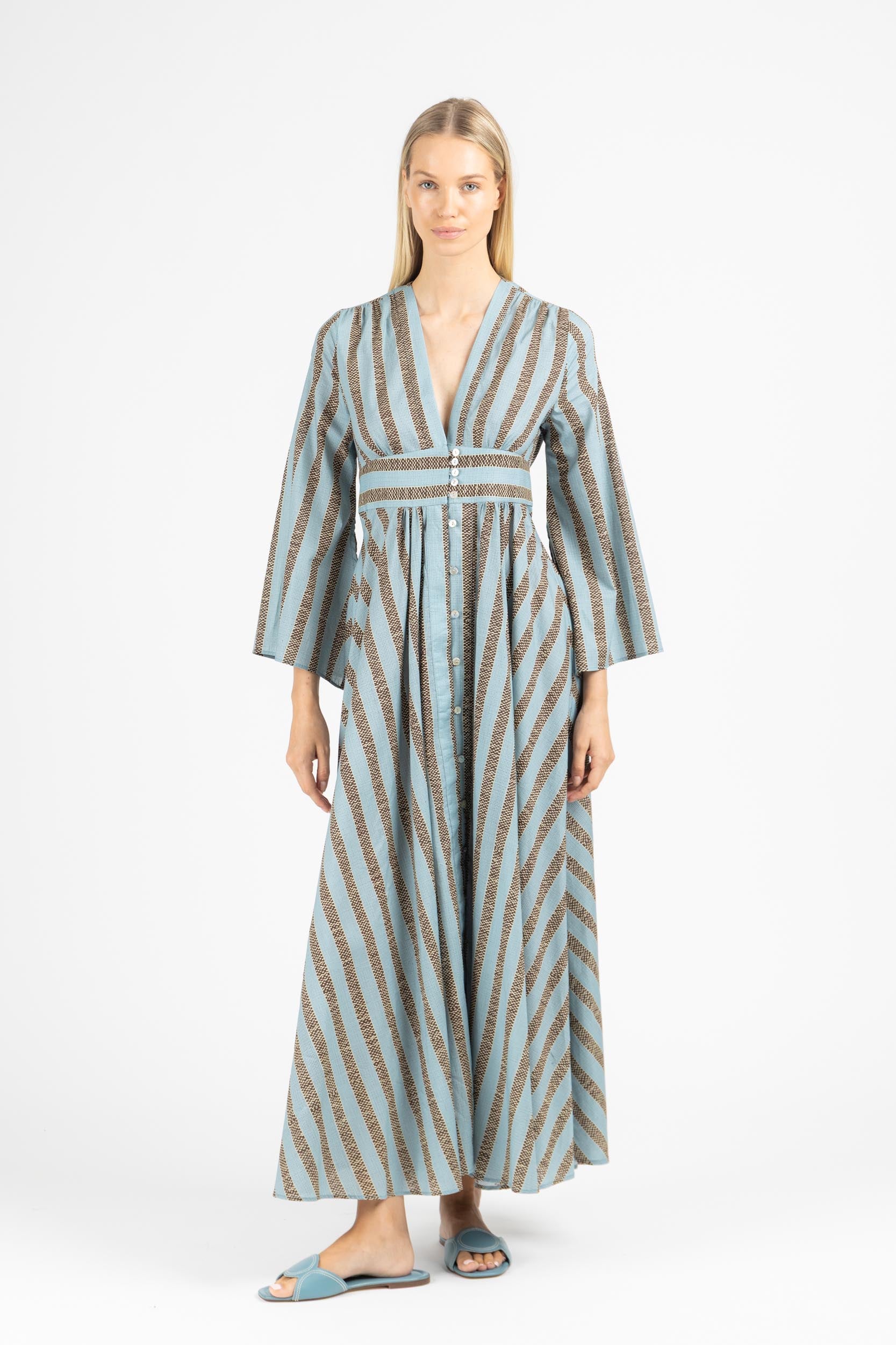 MAXI DRESS WITH BUTTONS