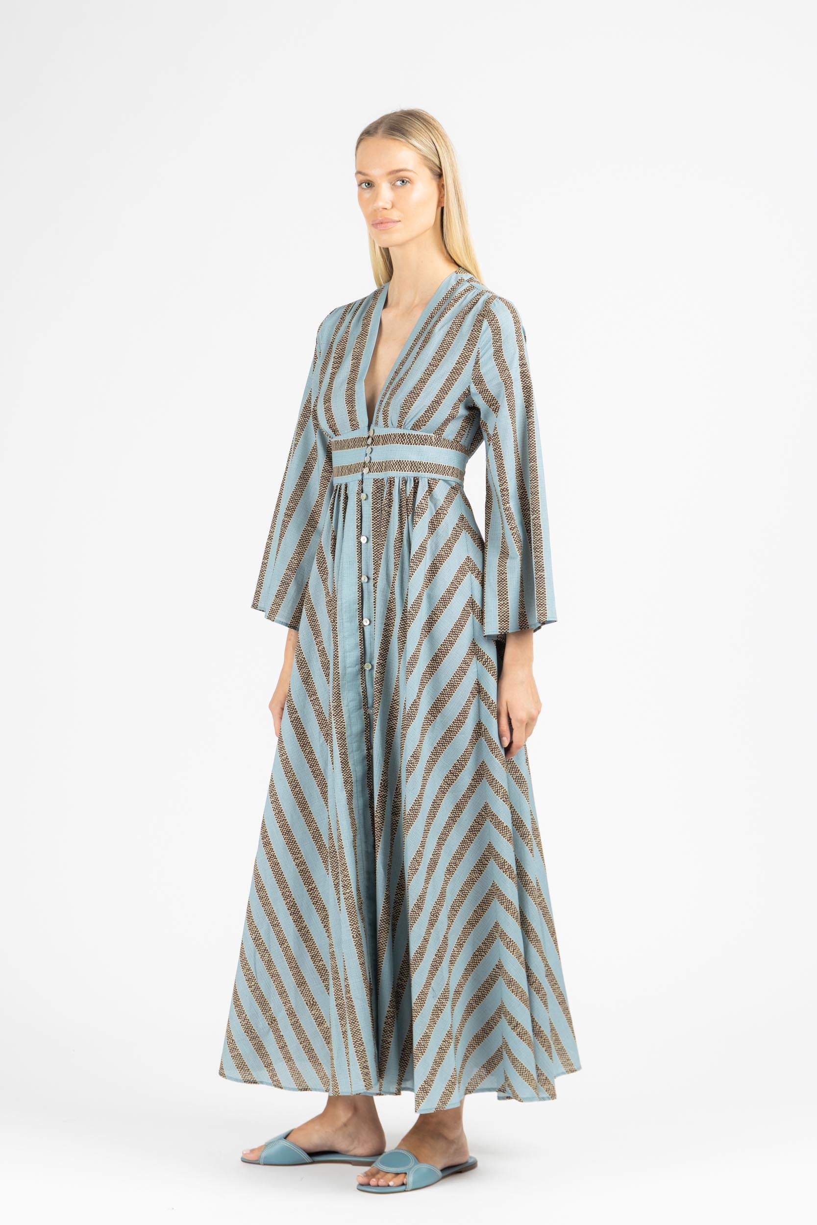 MAXI DRESS WITH BUTTONS