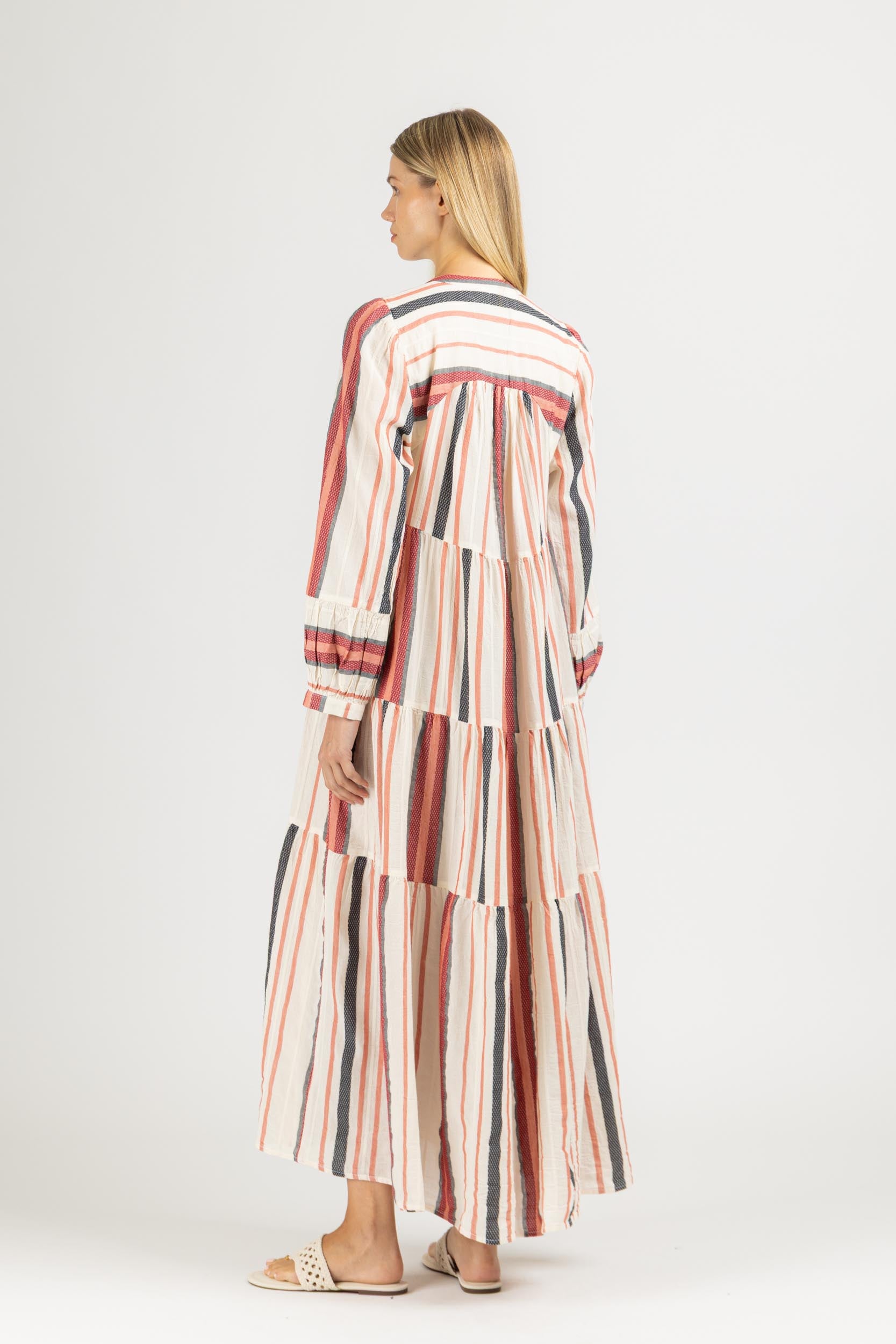 MAXI DRESS WITH BUTTONS