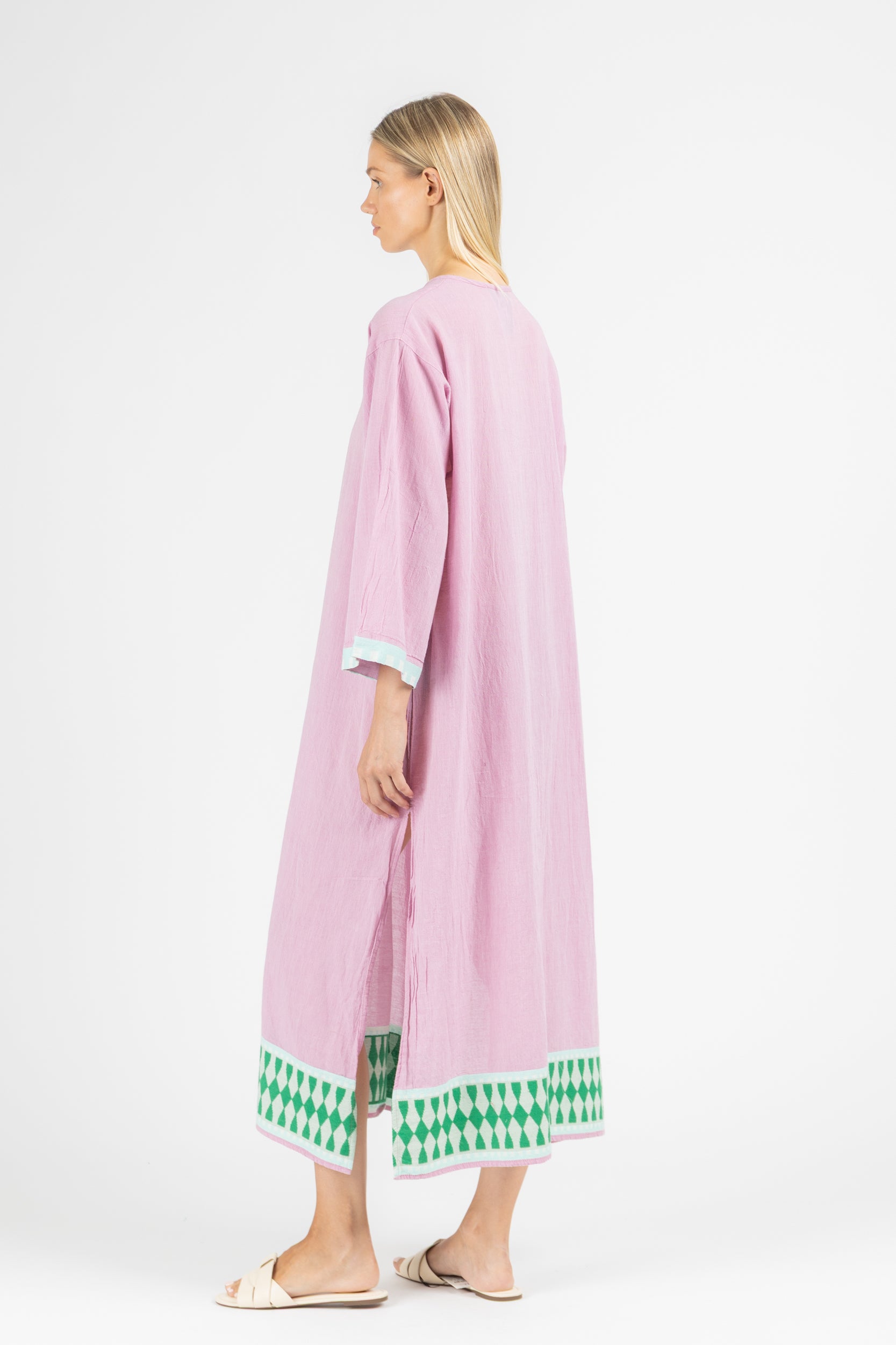 MAXI DRESS WITH SLEEVES