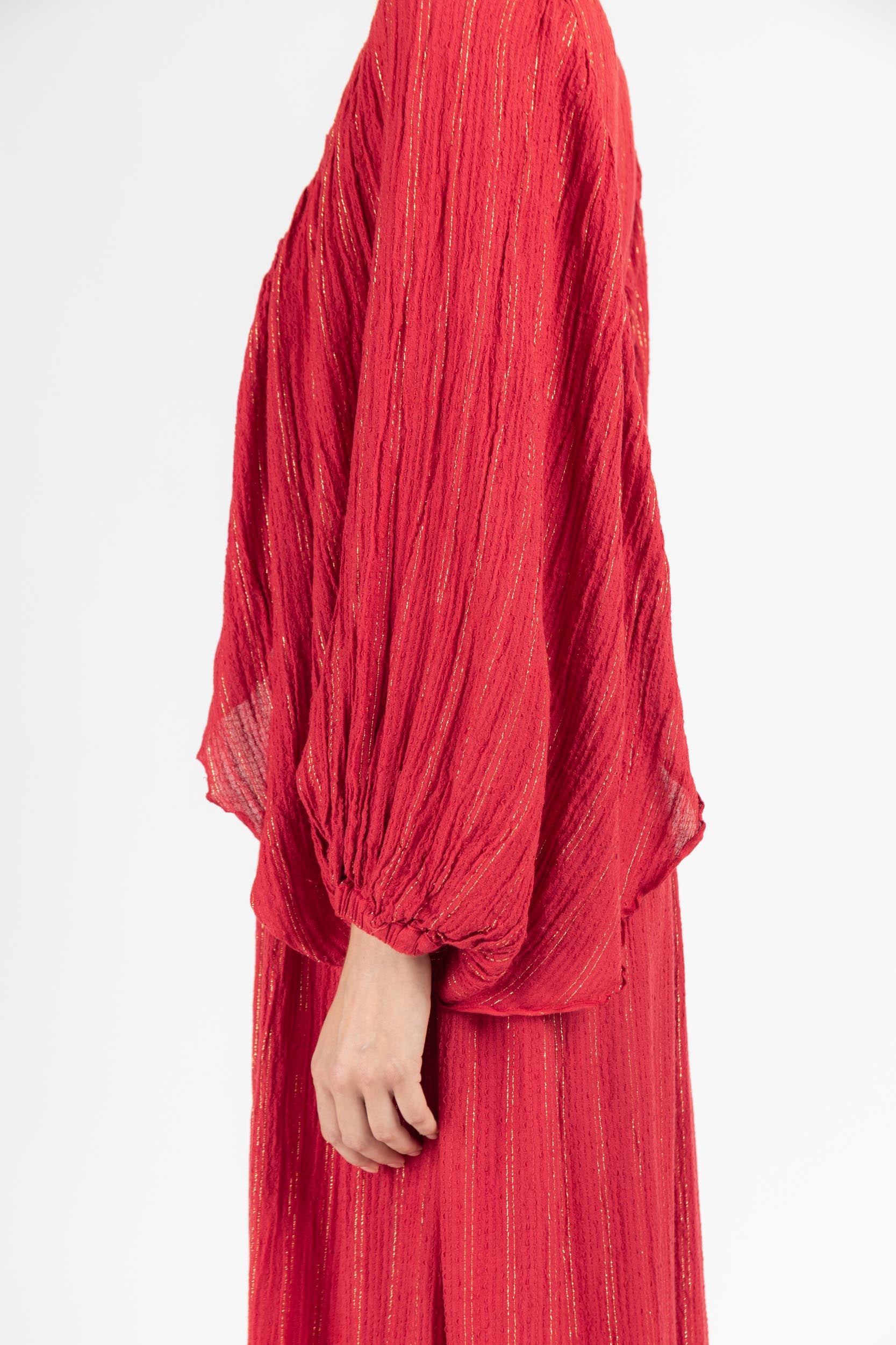 MAXI DRESS WITH SLEEVES