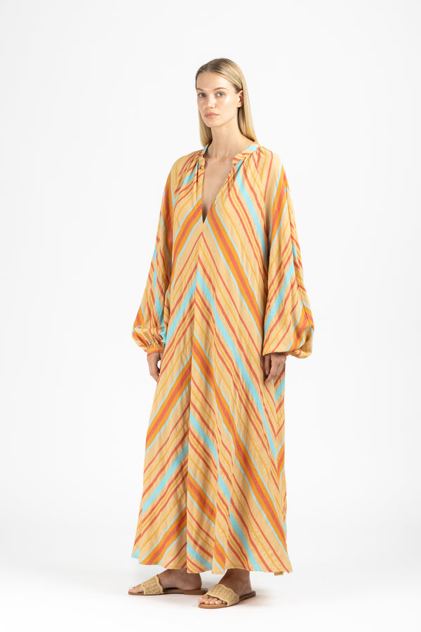 MAXI DRESS WITH SLEEVES
